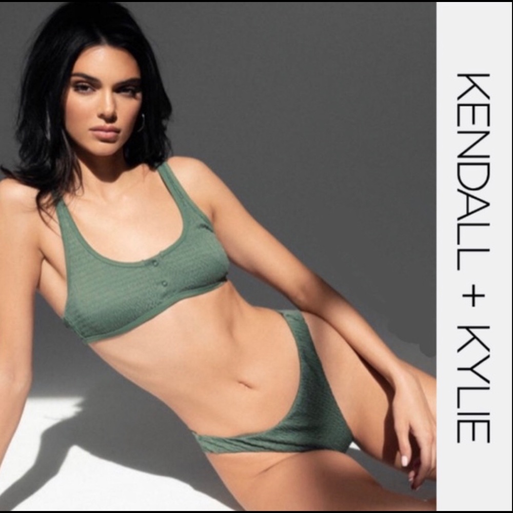 New! Never been worn Kendall and Kylie bikini